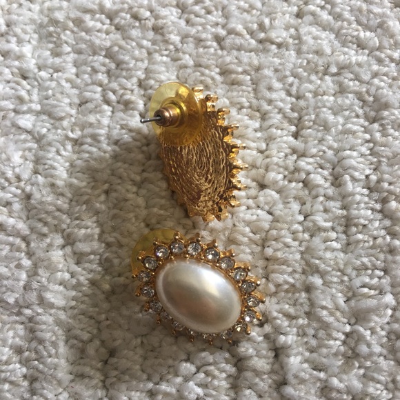 Earrings - Picture 3 of 3